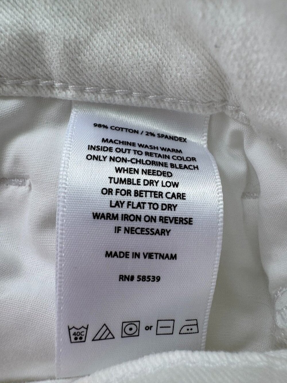 Kut From The Cloth Nikki Mid Rise Ankle Flare White Jeans Size 8 - Picture 7 of 13
